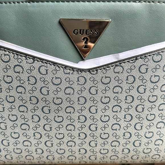 Guess Denim Crossbody Bag - Brand New with Tag - Picture 16 of 17